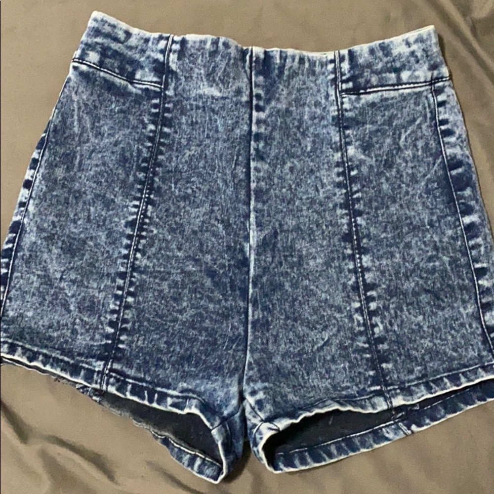 Acid Wash Denim Hot Pants Short
